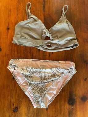 Carve Designs Two-Piece Bikini Set in Taupe and Pale Pink Print